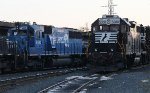 NS GP38-2 #5308 and NS SD50 #5420